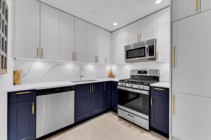 Breakfast Nook Photo of 1020 Odlum Drive, Vancouver, BC