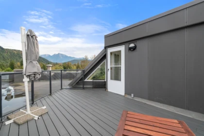 Backyard Photo of 317 378 Esplanade Avenue, Harrison Hot Springs, BC