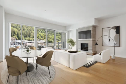 Kitchen Photo of 503 6707 Nelson Avenue, West Vancouver, BC