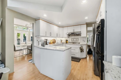 Primary Bathroom Photo of 7625 Borden Street, Vancouver, BC