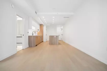304 8398 Oak Street, Vancouver, BC, Vancouver — Apartment/Condo for sale