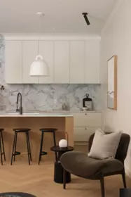 Kitchen Island Photo of 2 3449 W 22nd Avenue, Vancouver, BC