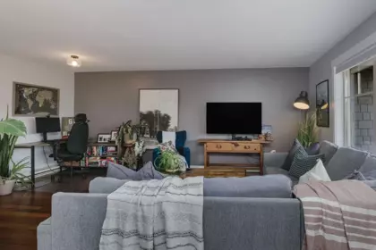 105 414 Gower Point Road, Gibsons, BC, Gibsons — Apartment/Condo for sale