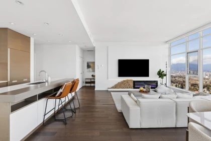 Kitchen Island Photo of 3903 4688 Kingsway, Burnaby, BC
