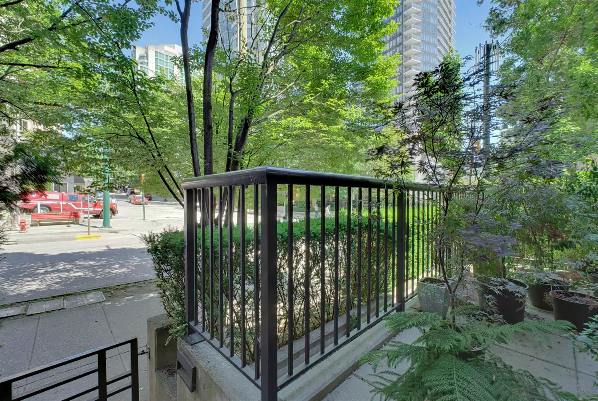 Exterior Rear Photo of 308 Smithe Street, Vancouver, BC