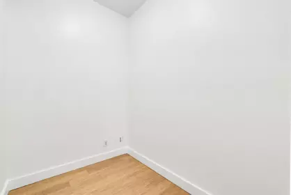 Bedroom 2 Photo of 308 Smithe Street, Vancouver, BC