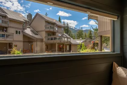 Kitchen Island Photo of 205 6117 Eagle Drive, Whistler, BC
