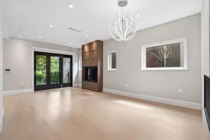 4481 W 15th Avenue, Vancouver, BC, Vancouver — Single Family Residence for sale