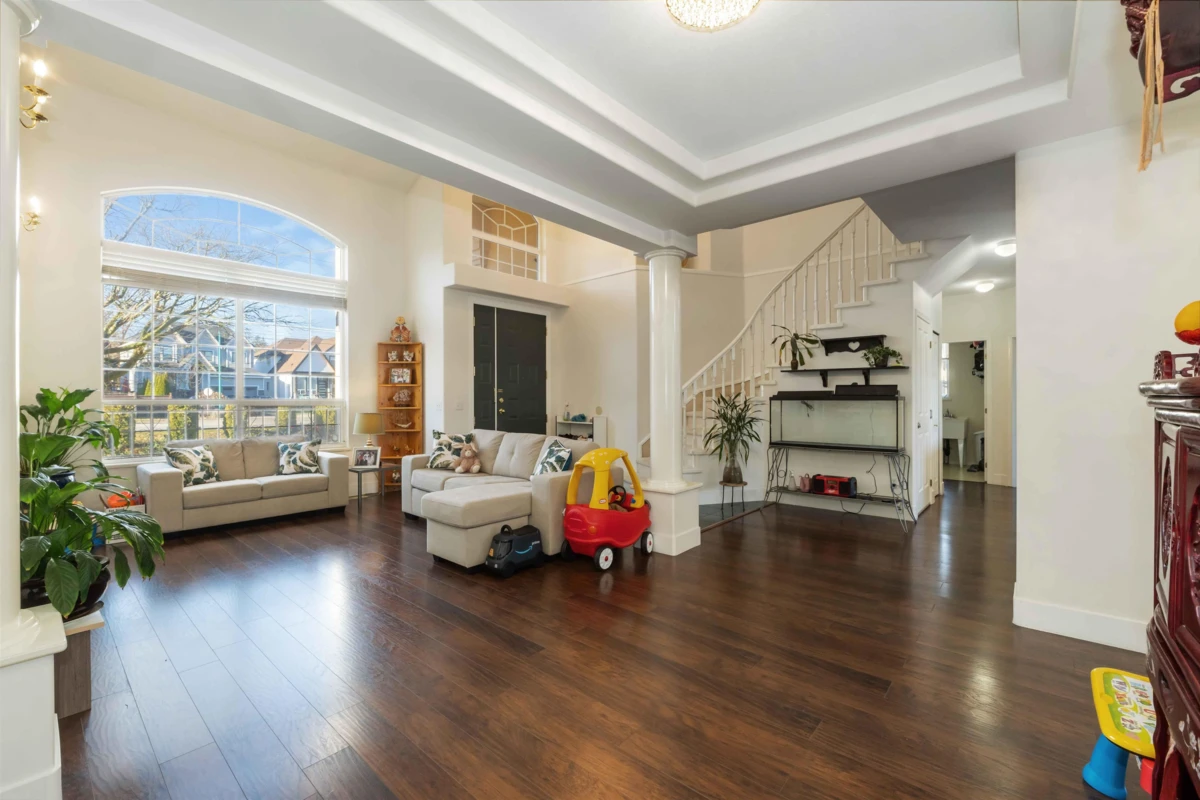 Dining Area Photo of 8330 168 Street, Surrey, BC