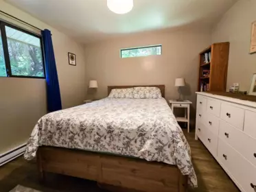Walk-In Closet Photo of 477 Gavin Road, Keats Island, BC