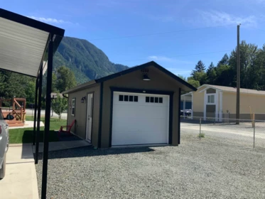 Garage Interior Photo of 39 59060 Lougheed Highway, Agassiz, BC