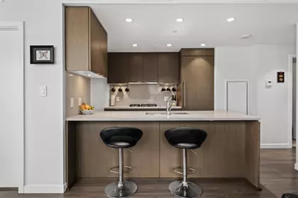 Kitchen Photo of 1509 125 E 14th Street, North Vancouver, BC