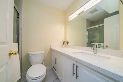 Laundry Room Photo of 14206 20 Avenue, Surrey, BC