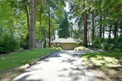 Outdoor Kitchen Photo of 7647 Eureka Place, Halfmoon Bay, BC
