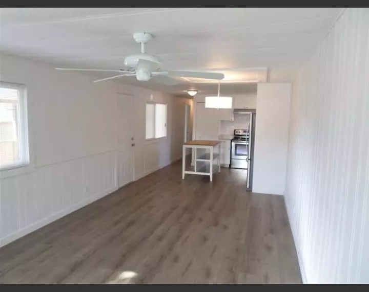 Dining Area Photo of 31585 Lombard Avenue, Abbotsford, BC