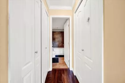 Powder Room Photo of 210 15130 108 Avenue, Surrey, BC
