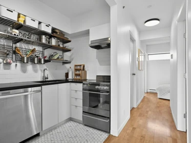 Walk-In Closet Photo of 501 1150 Bute Street, Vancouver, BC