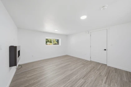 Hot Tub / Spa Photo of 3654 St. Thomas Street, Port Coquitlam, BC