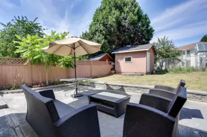 Front Yard Photo of 15135 86b Avenue, Surrey, BC