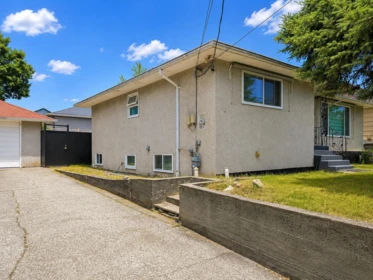 1309 Edinburgh Street, New Westminster, BC, New Westminster — Single Family Residence for sale