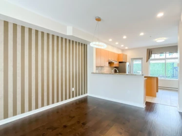 Breakfast Nook Photo of 7425 Columbia Street, Vancouver, BC
