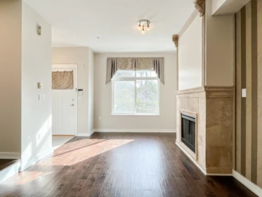 Kitchen Island Photo of 7425 Columbia Street, Vancouver, BC