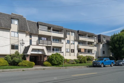 204 9477 Cook Street, Chilliwack, BC, Chilliwack — Apartment/Condo for sale