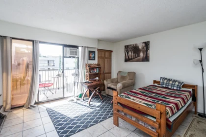 204 9477 Cook Street, Chilliwack, BC, Chilliwack — Apartment/Condo for sale