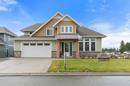 9997 Magnolia Place, Chilliwack, BC, Chilliwack — Single Family Residence for sale