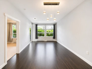108 607 Cottonwood Avenue, Coquitlam, BC, Coquitlam — Apartment/Condo for sale