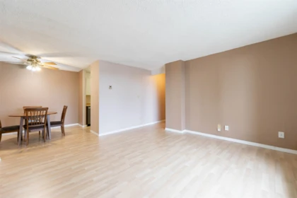 Kitchen Island Photo of 1405 9595 Erickson Drive, Burnaby, BC