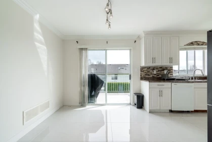 Breakfast Nook Photo of 11 31255 Upper Maclure Road, Abbotsford, BC