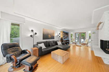 Pantry Photo of 507 Jefferson Avenue, Coquitlam, BC