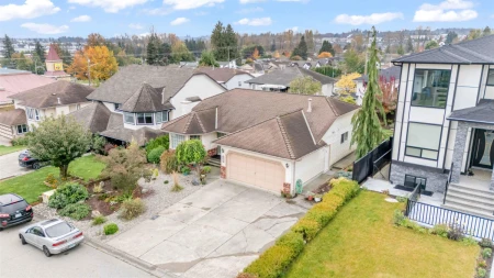 2830 Crossley Drive, Abbotsford, BC, Abbotsford — Single Family Residence for sale
