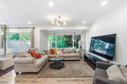 11 7400 Minoru Boulevard, Richmond, BC, Richmond — Townhouse for sale