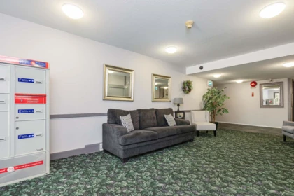 Entry Foyer Photo of 305 1521 Blackwood Street, White Rock, BC