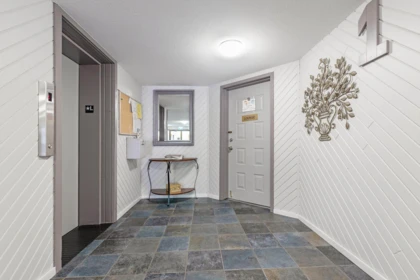 Mudroom Photo of 305 1521 Blackwood Street, White Rock, BC