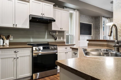 Breakfast Nook Photo of 44405 Mclaren Drive, Chilliwack, BC