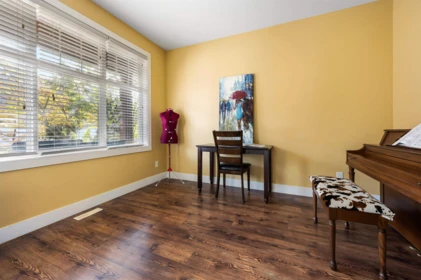 Dining Area Photo of 44405 Mclaren Drive, Chilliwack, BC