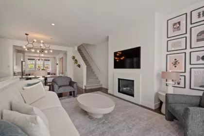 1 3439 Roxton Avenue, Coquitlam, BC, Coquitlam — Half Duplex for sale
