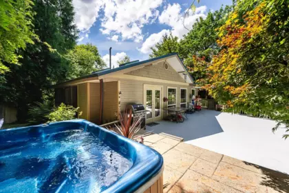 Garden / Landscaping Photo of 24400 56 Avenue, Langley, BC