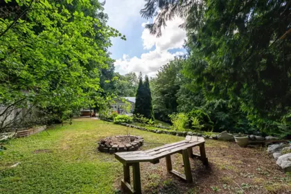 Hot Tub / Spa Photo of 24400 56 Avenue, Langley, BC