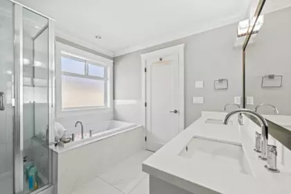 Loft / Bonus Room Photo of 15568 Russell Avenue, White Rock, BC