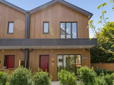 2 3060 W 34th Avenue, Vancouver, BC, Vancouver — Half Duplex for sale