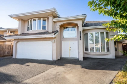 13107 74 Avenue, Surrey, BC, Surrey — Single Family Residence for sale