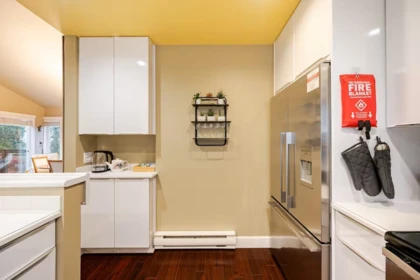 Kitchen Island Photo of 336 E 26th Street, North Vancouver, BC