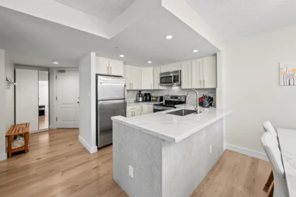 706 867 Hamilton Street, Vancouver, BC, Vancouver — Apartment/Condo for sale