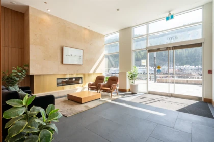305 6707 Nelson Avenue, West Vancouver, BC, West Vancouver — Apartment/Condo for sale