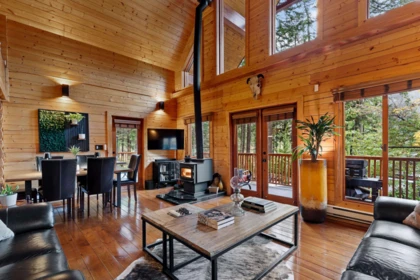 Kitchen Photo of 15041 Root Roundabout, Sunshine Valley, BC