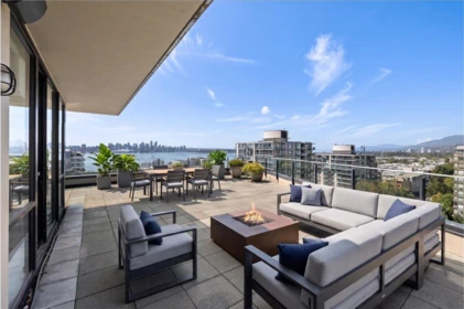 PH2 124 W 1st Street, North Vancouver, BC, North Vancouver — Apartment/Condo for sale